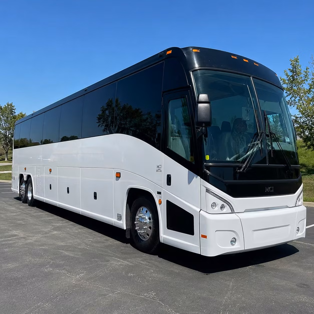 busrentalhampton com connects hampton employers with reliable shuttle bus options for defense and government contractors