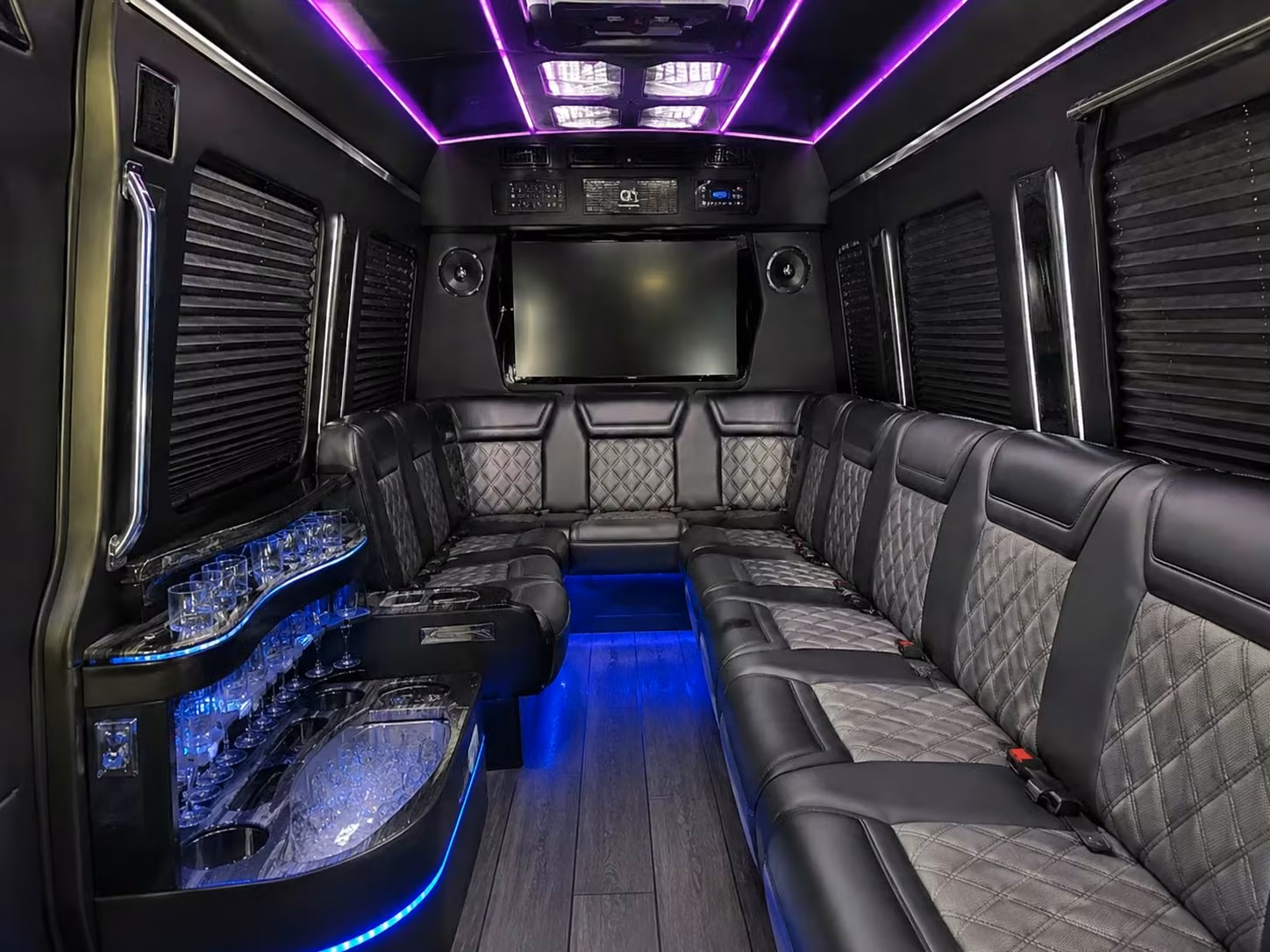 hampton 56 passenger charter bus rental