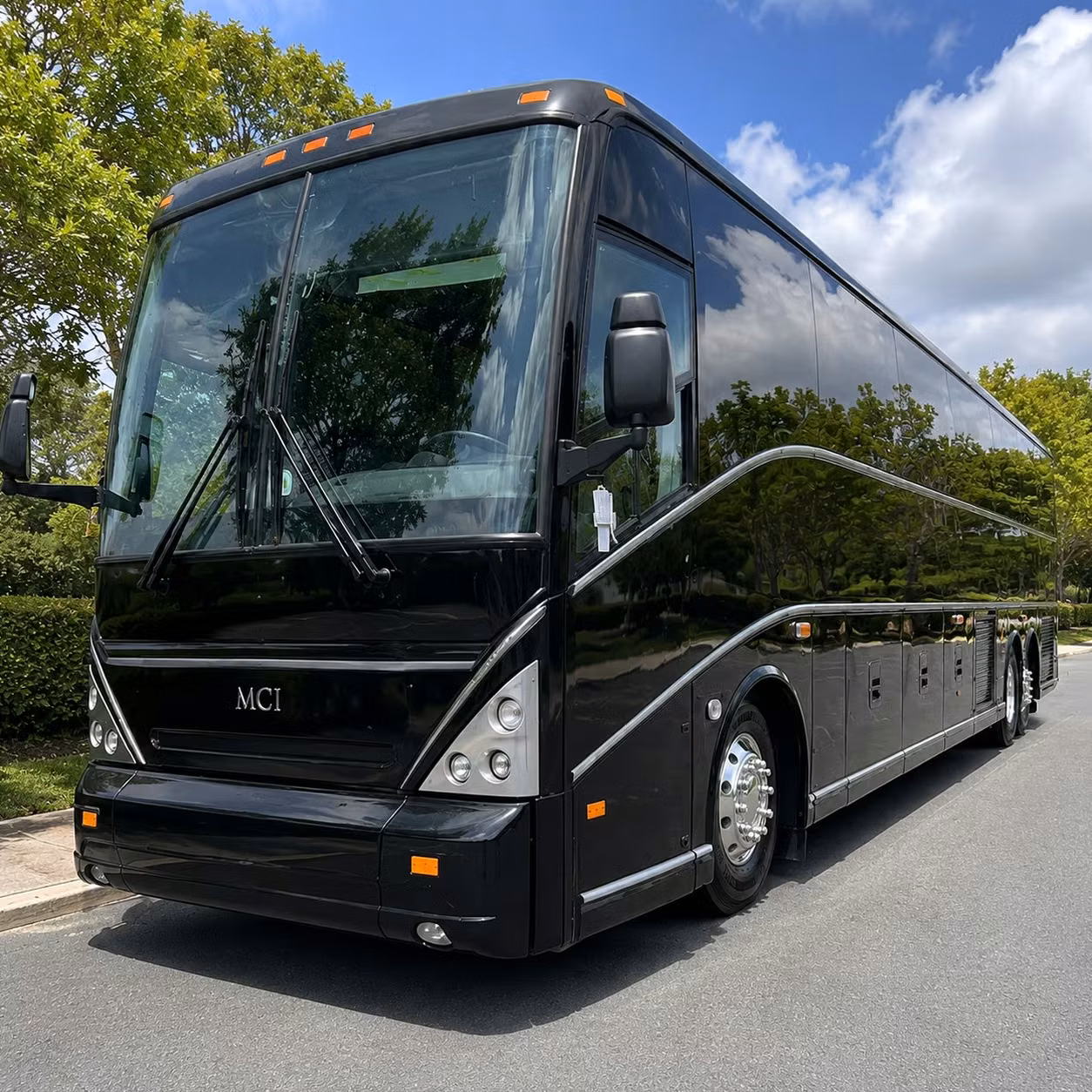 shuttle your team to the hampton roads convention center without the parking headache